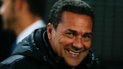 Luxa ficou satisfeito após o duelo diante do Bahia - Foto: Getty Images.