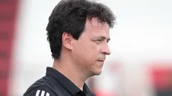 Diniz está balançando no cargo — Foto: Rubens Chiri / saopaulofc.net