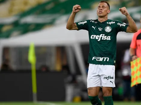 Gol e comemoração do Palmeiras com som ambiente