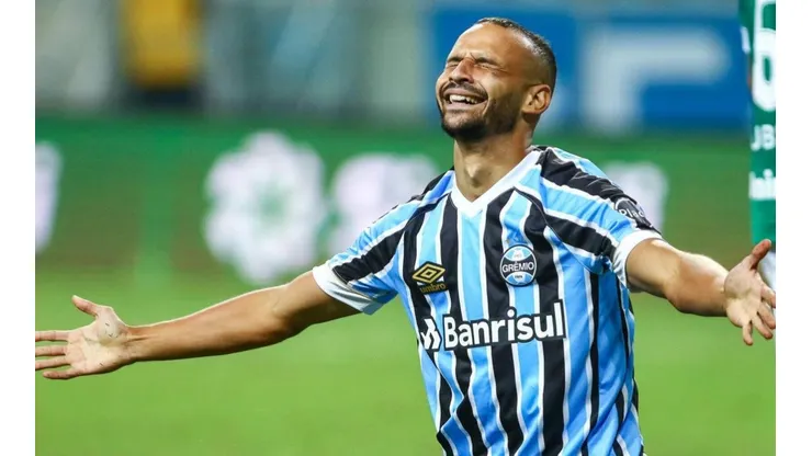 Thaciano deve pintar entre os titulares - Foto: Lucas Uebel/Grêmio.