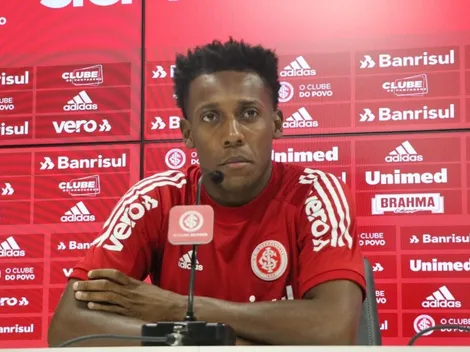 Moisés não poupa Renato Portaluppi e manda resposta 'na lata' para o treinador
