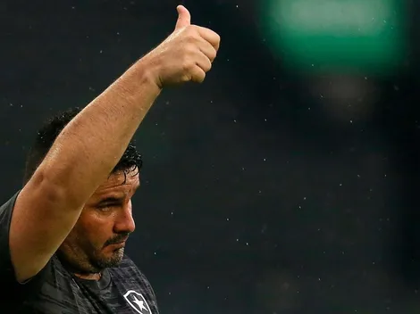 Barroca libera e Botafogo rescinde com meia após 7 jogos