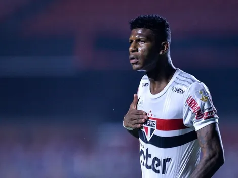 Zagueiro vira preferido da torcida para substituir Arboleda no São Paulo