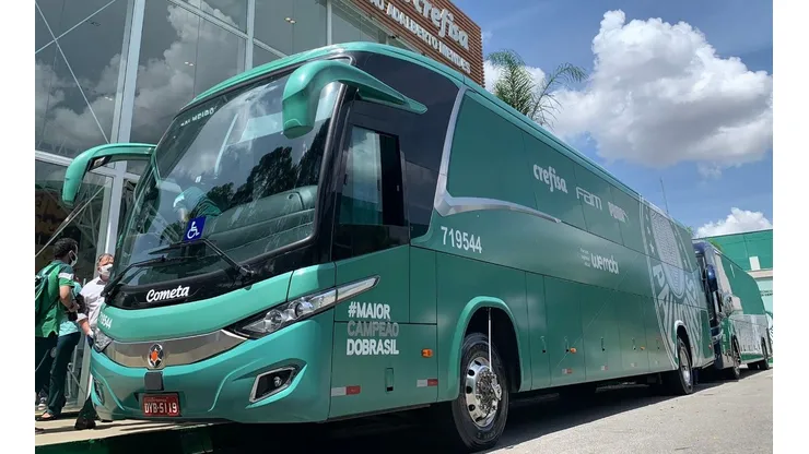 Palmeiras no embarque para o Rio de Janeiro