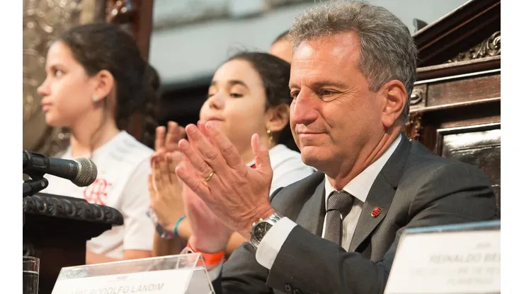 Landim age na surdina e Flamengo pode lucrar R$ 50 milhões