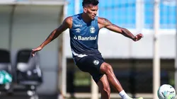 Rodrigues deve substituir Geromel - Foto: Lucas Uebel/Grêmio.