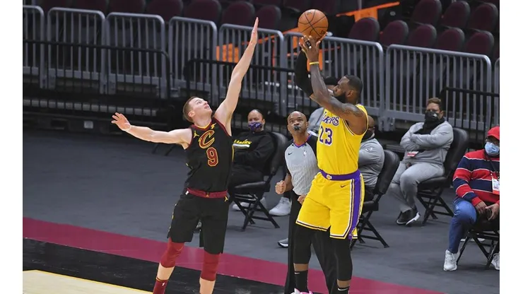 LeBron James em mais uma atuação histórica pelo Los Angeles Lakers