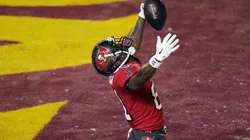 Antonio Brown celebra vitória do Tampa Bay Buccaneers no Wildcard