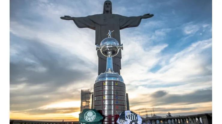 Libertadores "visita" o Cristo Redentor