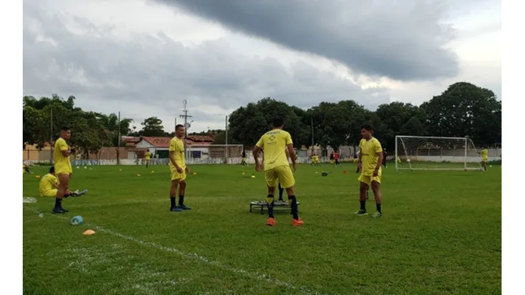 Acidente aéreo matou quatro jogadores do Palmas, além do presidente do clube e do piloto