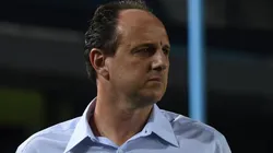 Rogério Ceni balança no cargo — Foto: Getty Images