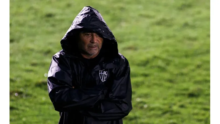 Sampaoli não deve aproveitar o meio-campista. Getty Images