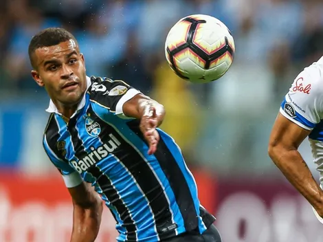 Alisson é 'sacado' em último treino e Renato pode usar dois meias no Gre-nal 429