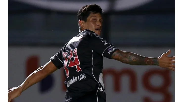 Cano é artilheiro no Vascão — Foto: Getty Images