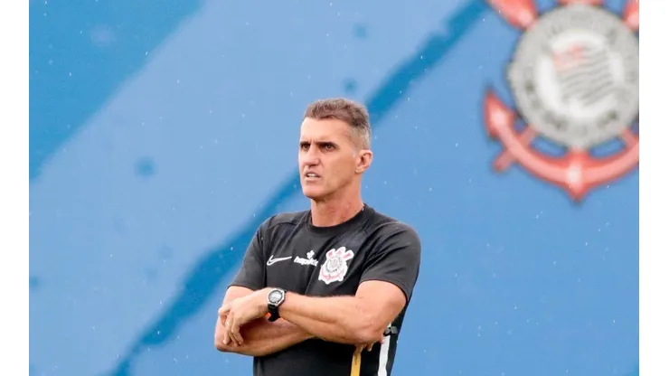 Treinador falou sobre a possível proposta dos árabes - Foto: Rodrigo Coca/Corinthians.