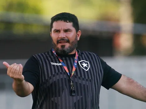 Botafogo estuda "nome tampão" caso demita Barroca