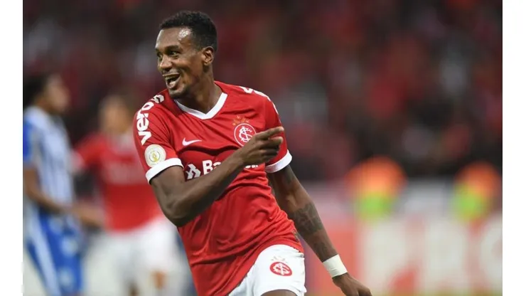 Edenilson é um dos alvos do Galo. Ricardo Duarte / Internacional / Divulgação
