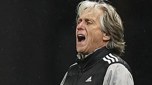 Benfica: Jorge Jesus testa negativo para covid-19 após surto da doença no clube