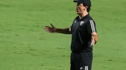 Fernando Diniz é questionado após desastrosa partida contra o Inter