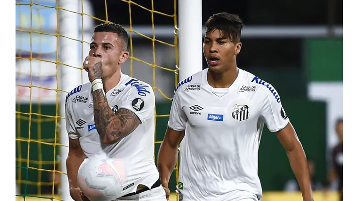 Após lesão de Jobson no Santos, Cuca perdeu opção tática para enfrentar o Palmeiras na final da Libertadores