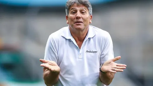 Renato fez elogios ao jogador - Foto: Lucas Uebel/Grêmio.