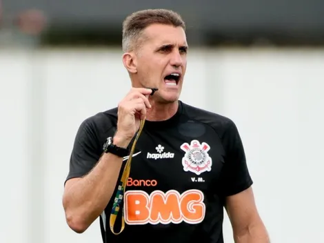 Meio-campista não desiste e já projeta retorno ao Corinthians