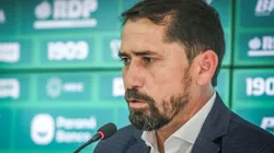 Gustavo Morínigo deve ter reforço de volante. Foto: Coritiba/Divulgação