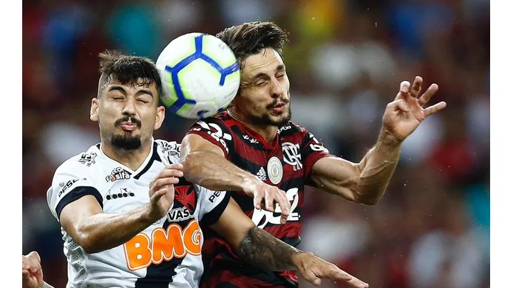 Ricardo Graça e Rodrigo Caio — Foto: Getty Images