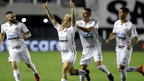 Relembre todas as finais que o Santos disputou na Libertadores