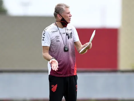 Athletico ganha dois reforços, mas tem 7 pendurados no Brasileirão