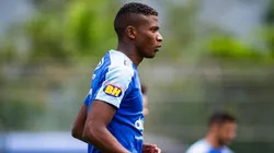 Orejuela volta a Belo Horizonte e busca resolver rumos de sua carreira junto ao Cruzeiro