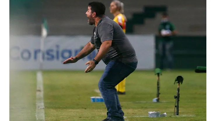 Barroca não joga a toalha e mantém Botafogo vivo na luta contra a Série B