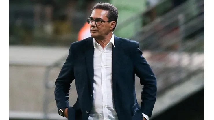 Luxemburgo elogiou o time, mas da sua maneira, também fez cobranças