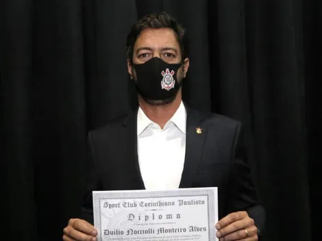 Duílio Monteiro Alves estuda contratação de atacante do Wolfsburg (ALE)