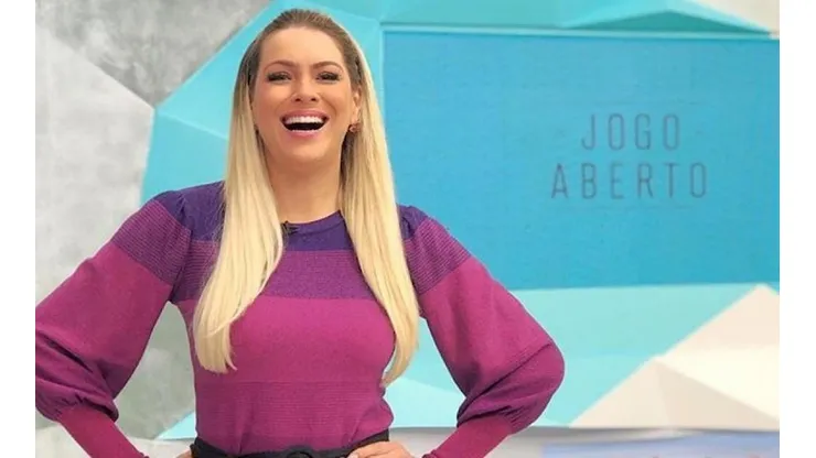 Renata Fan desdenha de Eduardo Coudet e eleva trabalho de Abel Braga