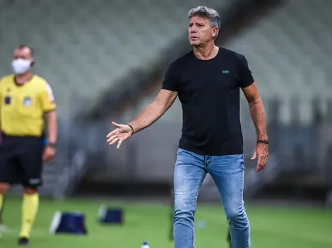 Durante a coletiva, Renato rebate questionamentos