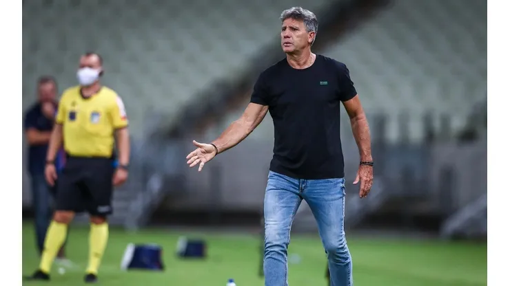 Renato ficou irritado na coletiva — FOTO: LUCAS UEBEL/GREMIO FBPA