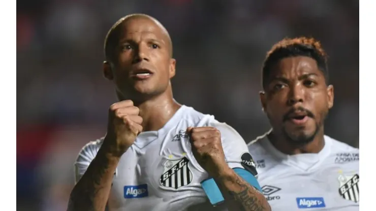 Sánchez e Marinho — Foto: Ivan Storti/Santos FC