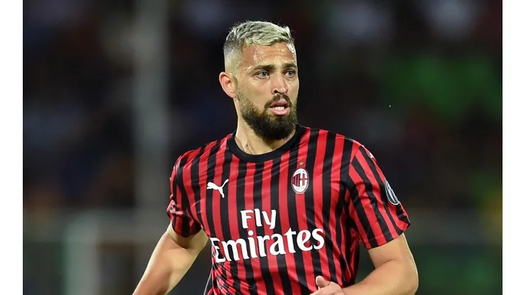 Léo Duarte passou pelo Milan - Foto: Getty Images.