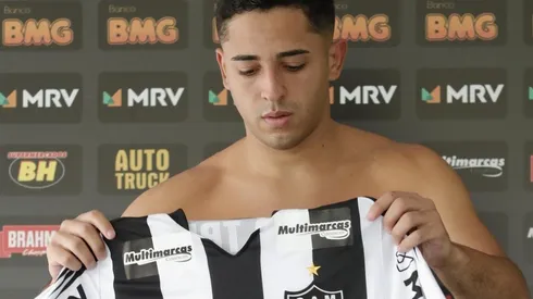 Léo Sena não recebeu grandes oportunidades no Galo - Foto: Bruno Cantini/CAM.