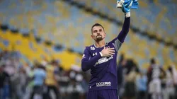 Marcos Felipe comemora primeira vitória contra o Flamengo