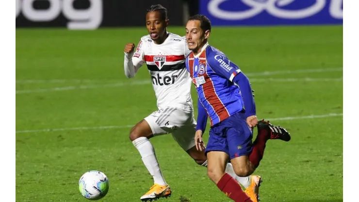 Rodriguinho pode ser alçado no meio. Getty Images