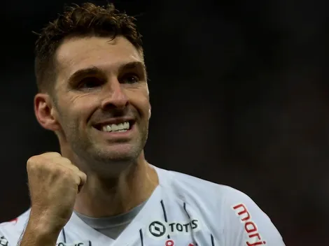 Santos avança e oferece R$ 300 mil para tirar Boselli do Cerro Porteño