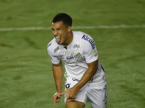 Marcos Leonardo é preterido por Cuca e não viaja para enfrentar o Boca