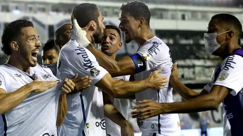 Santos é favorito para o duelo contra o Boca Juniors, segundo o comentarista Casagrande