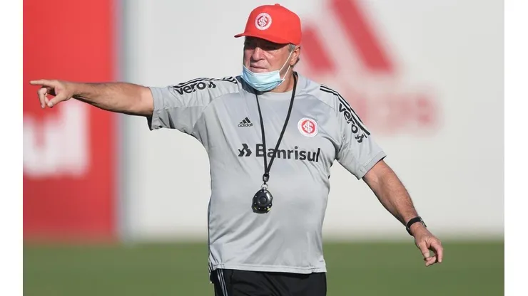 Abel comandou o primeiro treinamento em 2021 - Foto: Ricardo Duarte/Internacional.