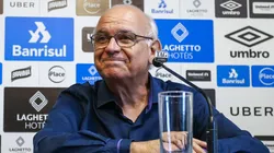 Romildo colocou algumas opções para substituir o atacante - Foto: Lucas Uebel/Grêmio.