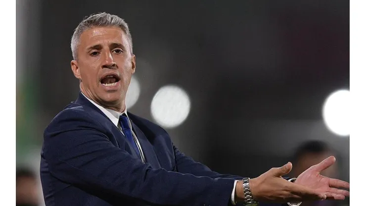 Crespo também tenta sucesso como treinador — Foto: Getty Images