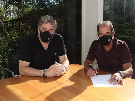 Muricy assina contrato e conversa com comissão técnica e diretoria