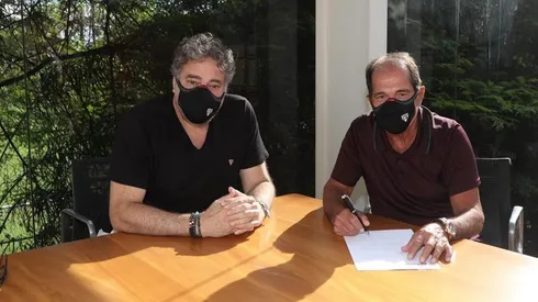 Muricy assina contrato e conversa com comissão técnica e diretoria